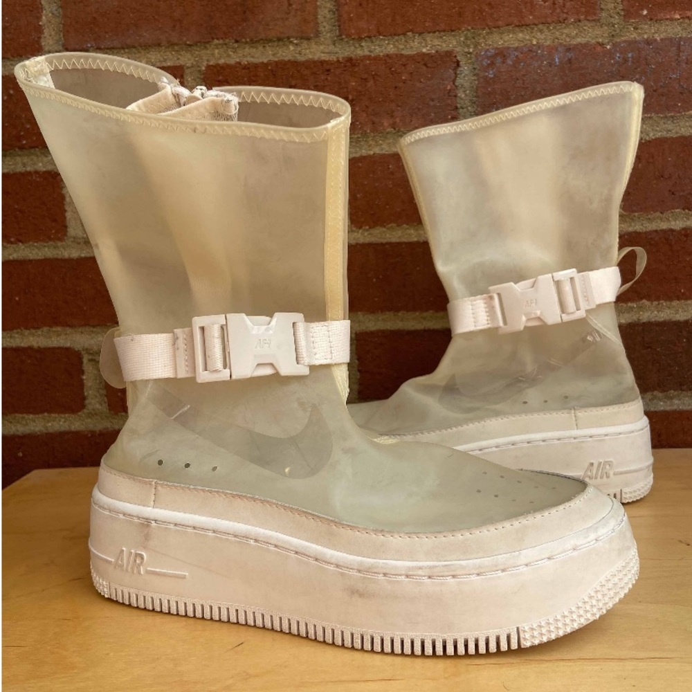 Nike Air Force 1 Hi Lux